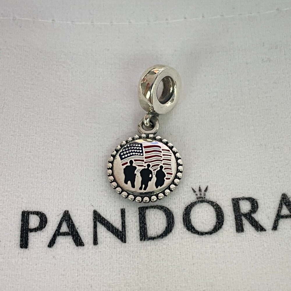 Pandora U.S. Army's Exclusive Charm